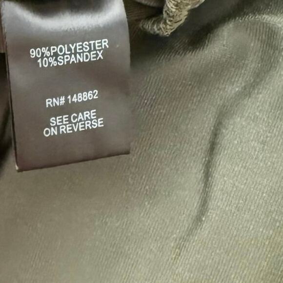 Torrid green crushed velvet off shoulder pullover sweatshirt top 1 plus size 1X - Picture 8 of 10